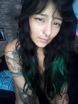 Snapshot of AngelaQueen_ chatting on 03/04/25, 09:32 AngelaQueen online show from 03/04/25, 09:32