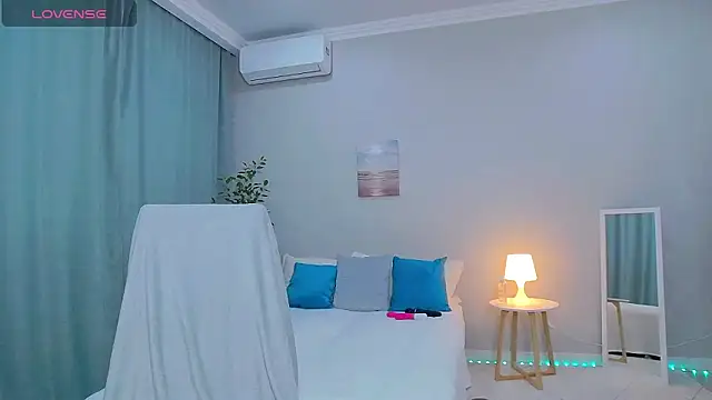 Dalili online show from 04/18/26, 02:43