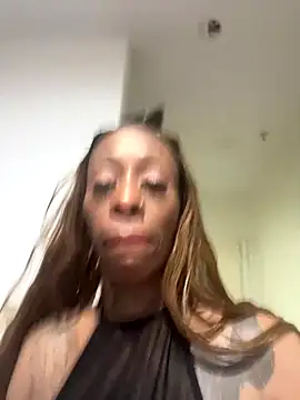 SlimBeenBadd1981 online show from 12/22/25, 10:12