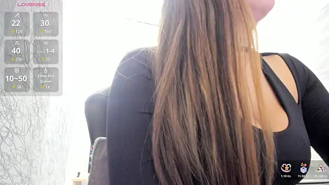 LunaBaker-1 online show from 01/15/26, 08:34