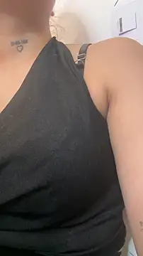 LunaBaker-1 online show from 03/05/26, 05:47