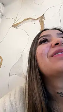 LunaBaker-1 online show from 04/22/26, 05:21