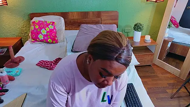 dannaahbrown online show from 05/27/26, 03:42