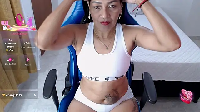 Snapshot of Dayanna_11 chatting on 05/06/26, 08:58 Dayanna 11 online show from 05/06/26, 08:58