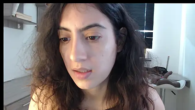 MIYESSI online show from 09/11/25, 04:18