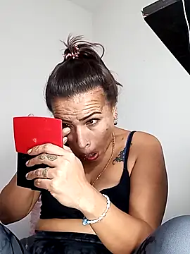 KaiicyQuuen online show from 10/25/25, 12:56