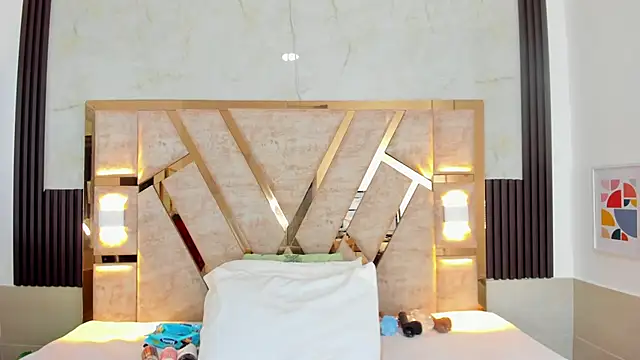 Athenea Mills online show from 01/25/25, 06:46