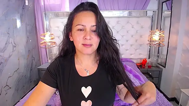Georgina-Musk online show from 10/20/25, 07:25