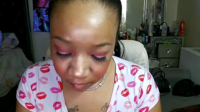 YasmineMinaj online show from 02/19/25, 03:06