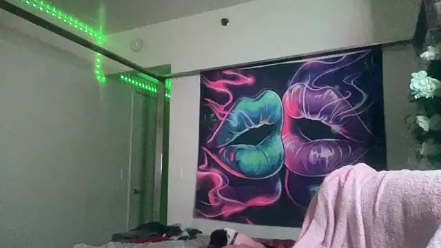 YasmineMinaj online show from 03/26/26, 04:40