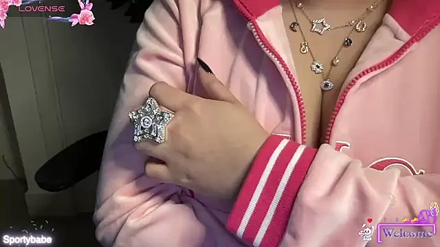 Snapshot of Sportybabe chatting on 12/17/24, 10:22 Sportybabe online show from 12/17/24, 10:22