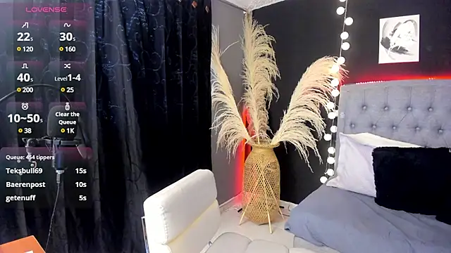 Isabella lt online show from 03/03/25, 06:22