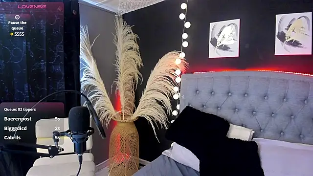 Isabella lt online show from 03/05/25, 08:32