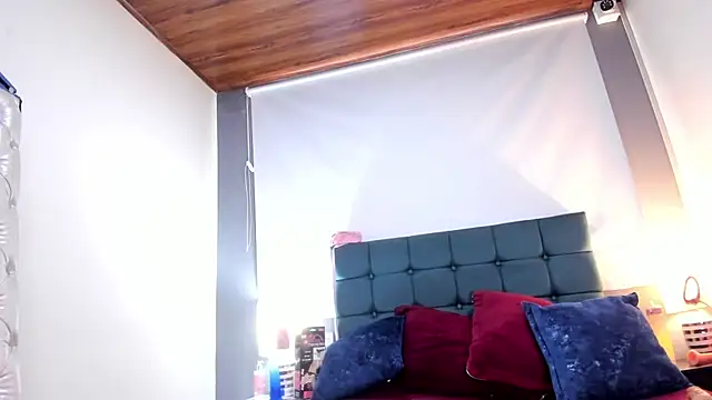 charlott lens online show from 09/28/25, 05:40