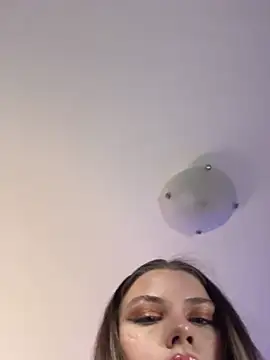 Snapshot of KittyKatyDream chatting on 02/01/25, 02:13 KittyKatyDream online show from 02/01/25, 02:13