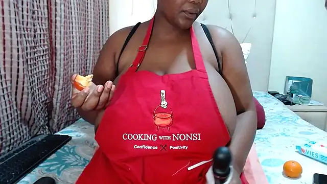 CHOCOLATEDARKBUSTYX online show from 02/13/25, 05:58