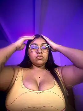 Soysofiarodrigu online show from 11/13/25, 02:54