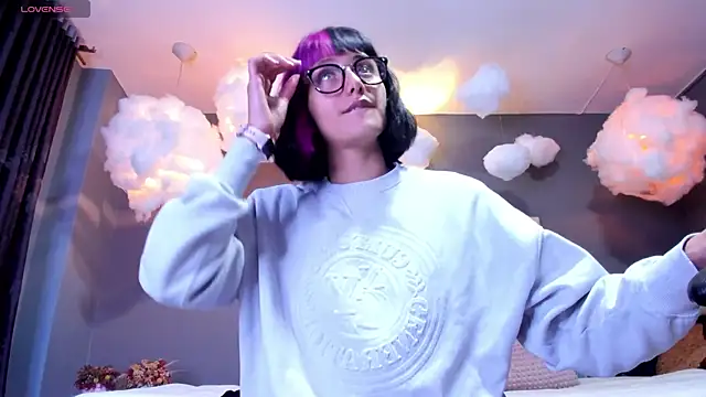 tati cardenas online show from 03/13/25, 10:47