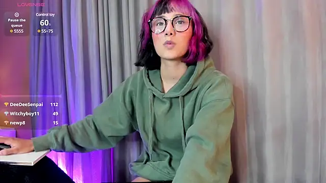 tati cardenas online show from 03/18/25, 06:46