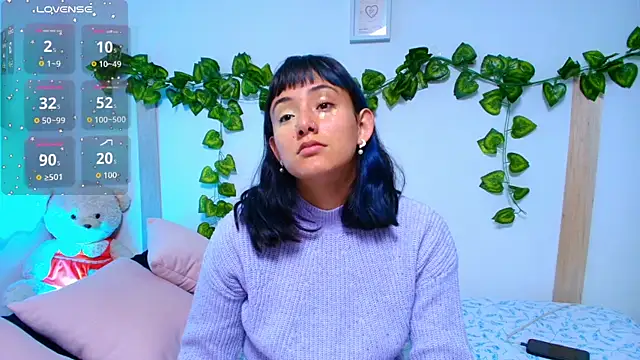 tati cardenas online show from 09/17/25, 04:36