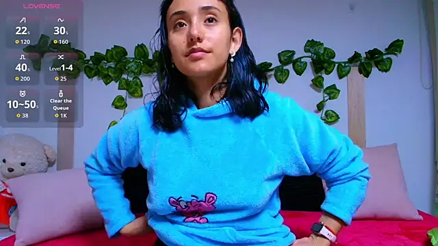 tati cardenas online show from 10/17/25, 04:59