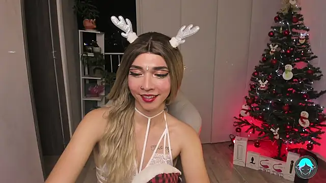 Snapshot of sofi_elfqueen chatting on 12/28/24, 03:04 sofi elfqueen online show from 12/28/24, 03:04