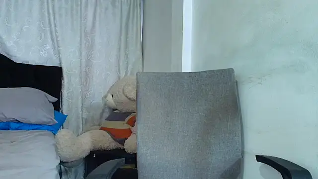 sam her online show from 09/18/25, 09:06