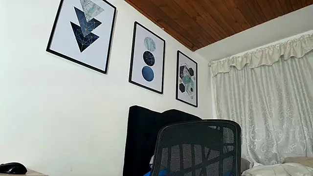 sam her online show from 11/02/25, 01:52