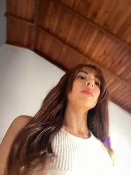 lauravasquez online show from 04/01/26, 03:53