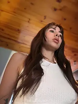 lauravasquez online show from 04/14/26, 05:19