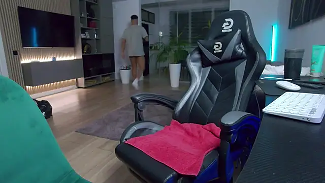 UbbeViking online show from 11/13/25, 05:34