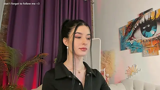 Snapshot of LauraCoy chatting on 05/11/26, 09:45 LauraCoy online show from 05/11/26, 09:45
