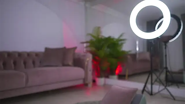 Abbela White online show from 09/09/25, 07:08