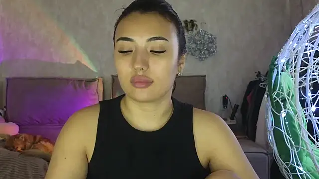 lily  foster online show from 11/07/25, 09:53