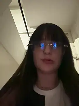 Snapshot of Megan_lu2 chatting on 01/10/25, 05:47 Megan lu2 online show from 01/10/25, 05:47