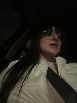 Snapshot of Megan_lu2 chatting on 01/17/25, 01:15 Megan lu2 online show from 01/17/25, 01:15