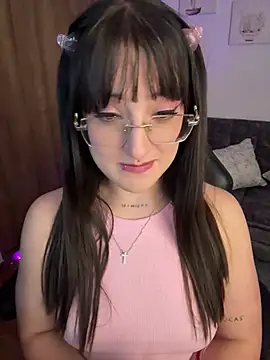 Snapshot of Megan_lu2 chatting on 02/25/25, 02:58 Megan lu2 online show from 02/25/25, 02:58