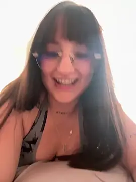 Snapshot of Megan_lu2 chatting on 02/26/25, 01:43 Megan lu2 online show from 02/26/25, 01:43