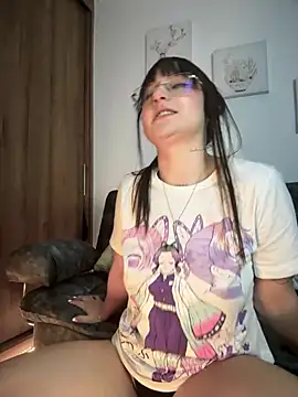 Snapshot of Megan_lu2 chatting on 03/11/25, 07:48 Megan lu2 online show from 03/11/25, 07:48