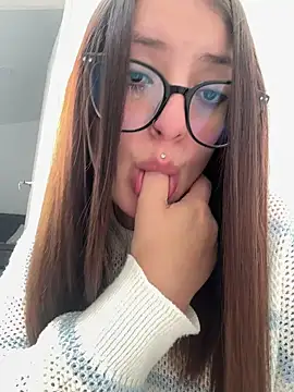 Snapshot of Megan_lu2 chatting on 10/20/25, 08:53 Megan lu2 online show from 10/20/25, 08:53