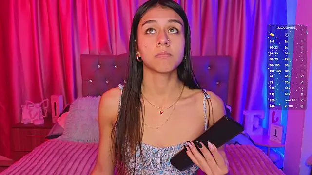 Emiily Scott1 online show from 04/03/26, 07:34