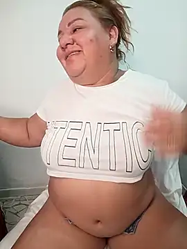 Snapshot of HORNY_MATURE25 chatting on 02/21/26, 02:12 HORNY MATURE25 online show from 02/21/26, 02:12