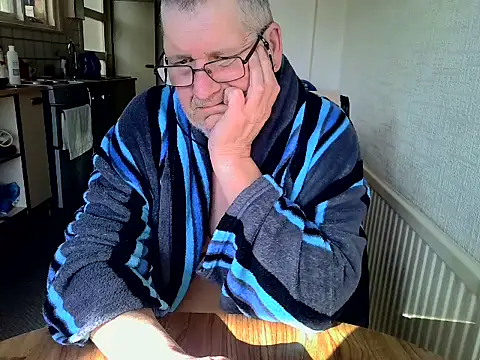 daddyflash online show from 03/19/25, 09:28