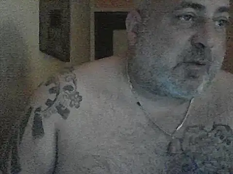 Snapshot of Paolino_8316 chatting on 02/07/26, 02:04 Paolino 8316 online show from 02/07/26, 02:04
