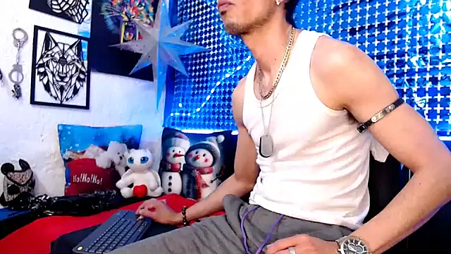 Mensecret69 online show from 12/30/24, 09:29