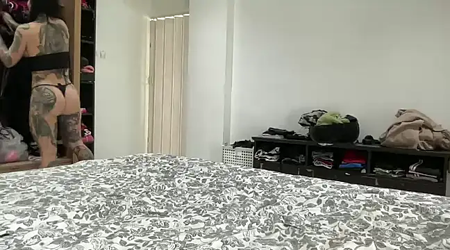 Snapshot of claudiacvc95 chatting on 12/08/24, 07:37 claudiacvc95 online show from 12/08/24, 07:37