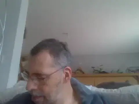 ptitcanard60600 online show from 12/29/24, 12:34