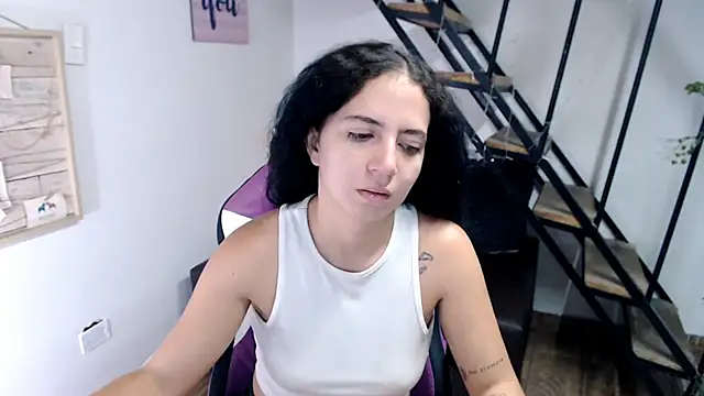 samantha baby  online show from 12/05/25, 07:10