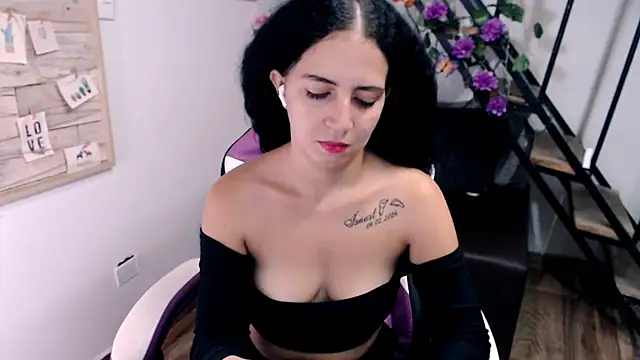 samantha baby  online show from 02/23/26, 12:24