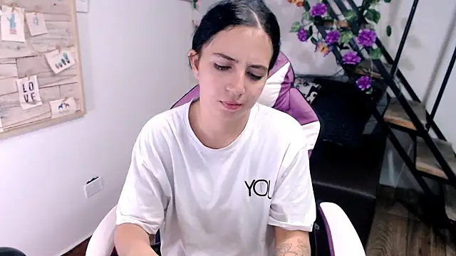 samantha baby  online show from 03/29/26, 09:26